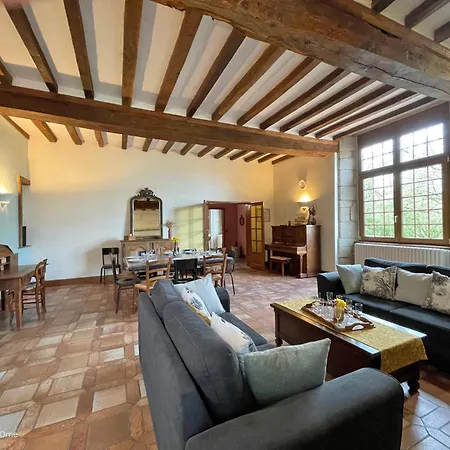 Casa de Férias Manoir Du Xveme Siecle Avec Jardin Prive, Cheminee Et Animaux Acceptes - Fr-1-497-204 Colombiers (Orne)