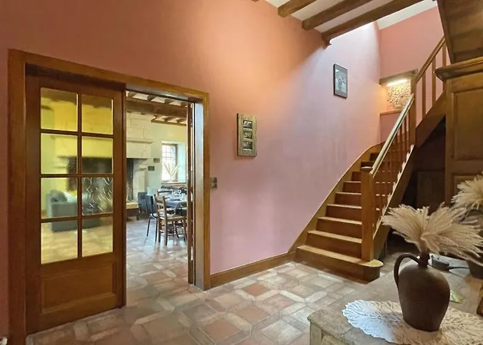 Manoir Du Xveme Siecle Avec Jardin Prive, Cheminee Et Animaux Acceptes - Fr-1-497-204